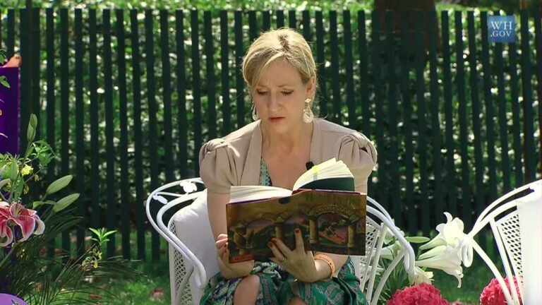 J. K. Rowling at the White House 2010 04 05 9